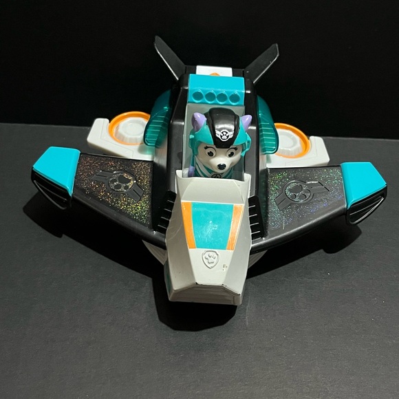 Véhicule Transformateur Paw Patrol Jet To The Rescue Everest Deluxe Véhicule Transformable – Boîte Abîmée